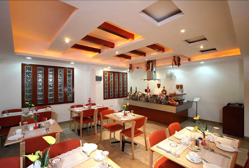 Grand President Hotel Delhi  Ngoại thất bức ảnh