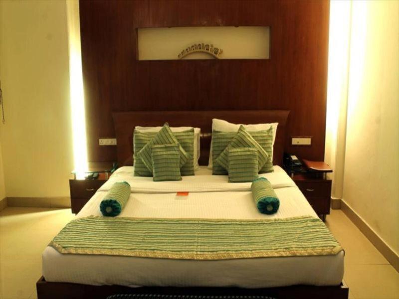 Grand President Hotel Delhi  Ngoại thất bức ảnh