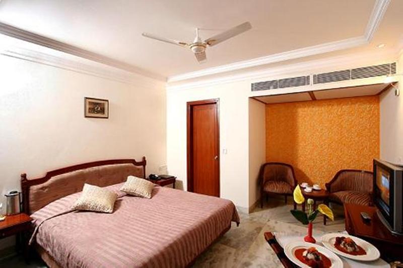 Grand President Hotel Delhi  Ngoại thất bức ảnh