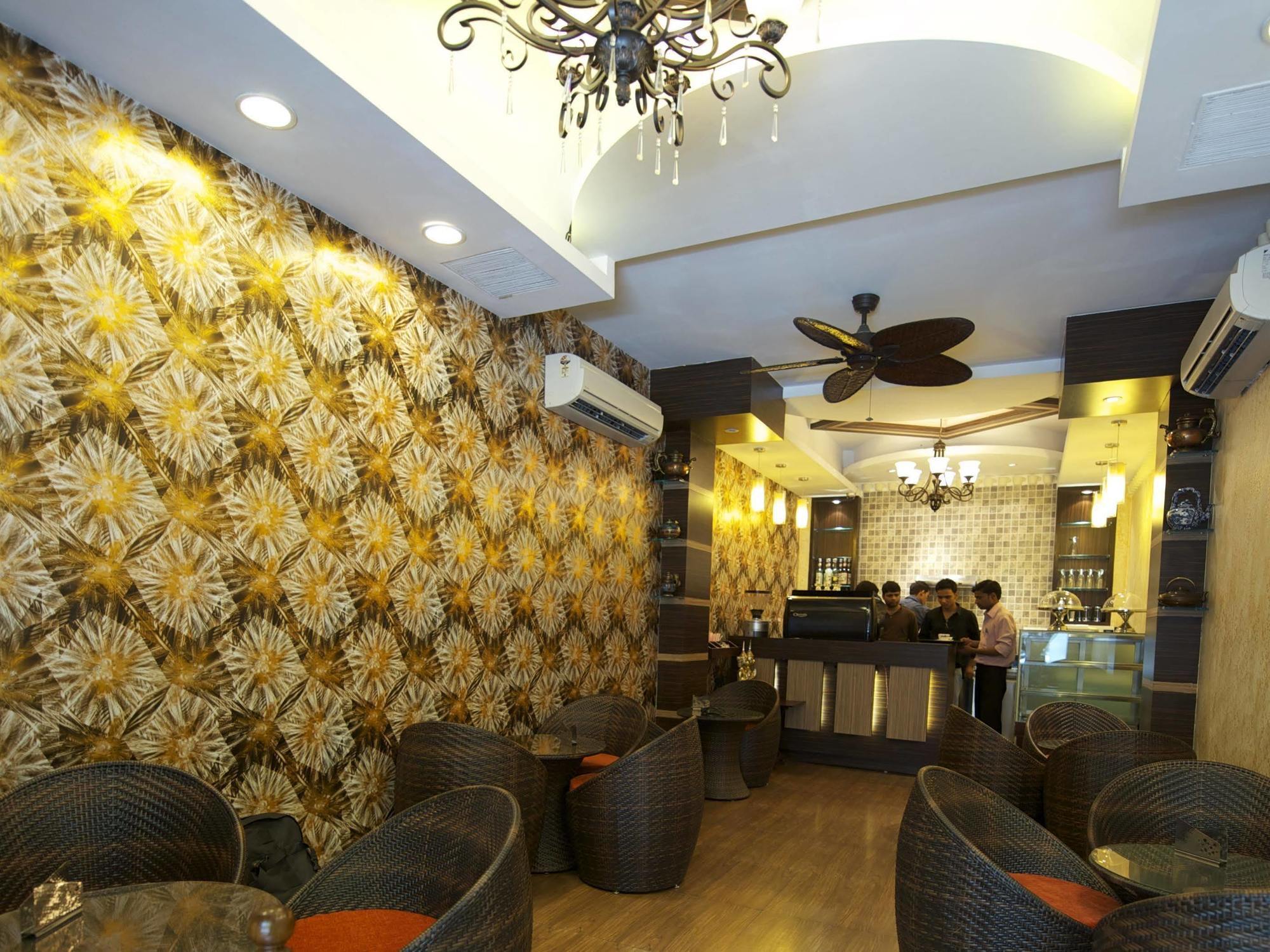Grand President Hotel Delhi  Ngoại thất bức ảnh