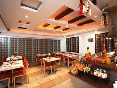 Grand President Hotel Delhi  Ngoại thất bức ảnh